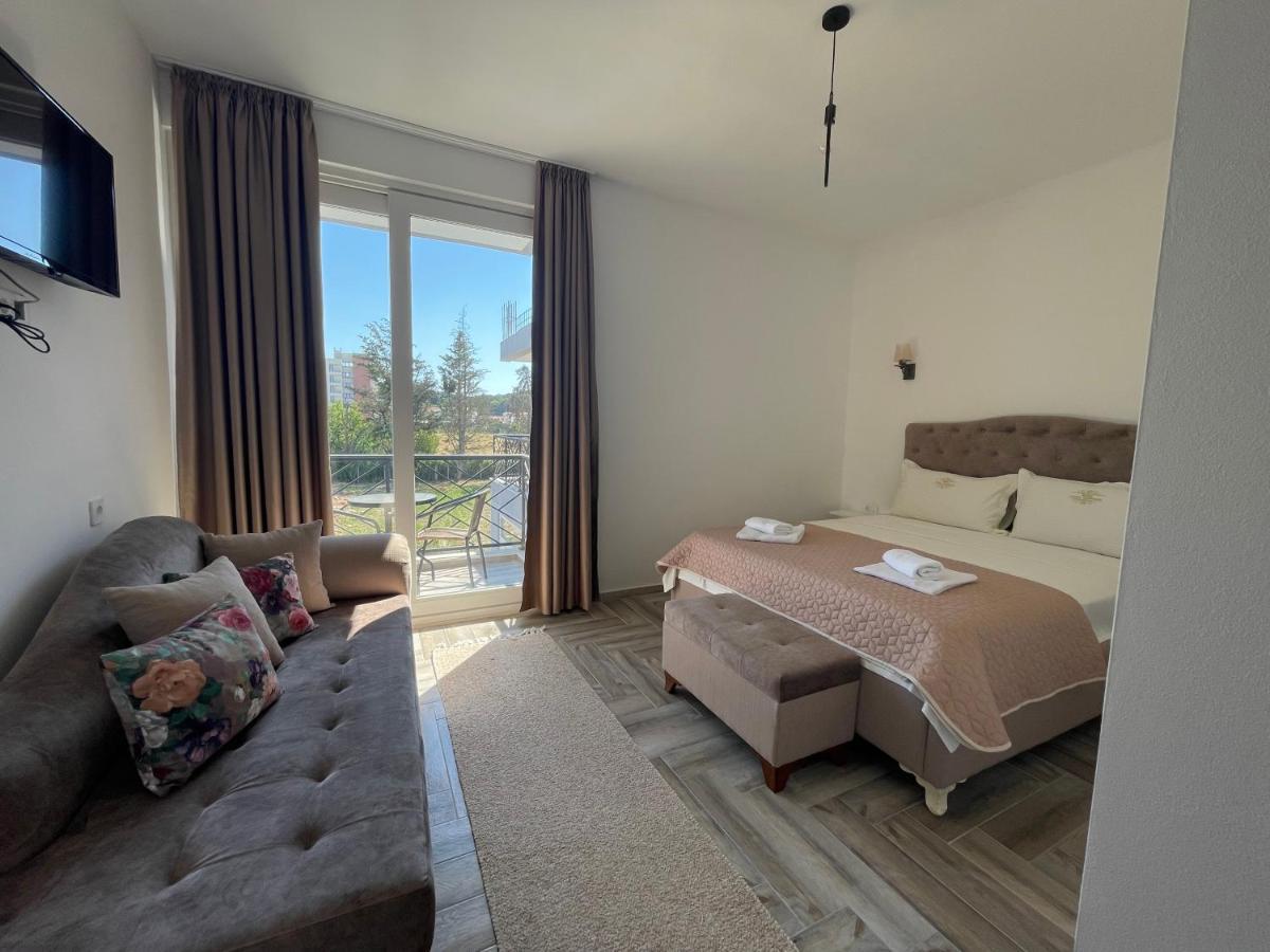 Belami Luxury Apartments Ulcinj Esterno foto