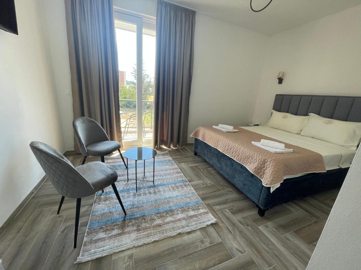 Belami Luxury Apartments Ulcinj Esterno foto
