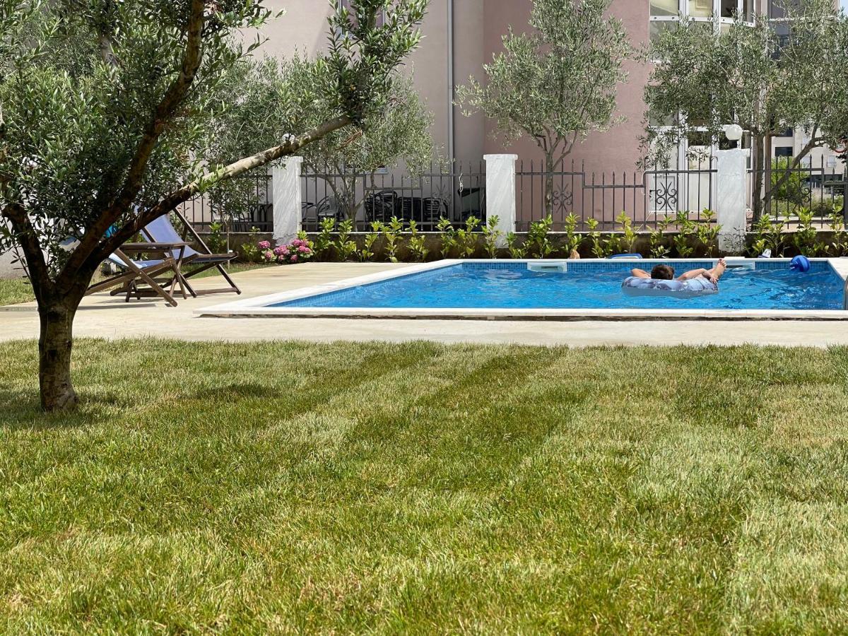 Belami Luxury Apartments Ulcinj Esterno foto